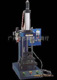 貼標機械 自動化與精準并行的產品展示